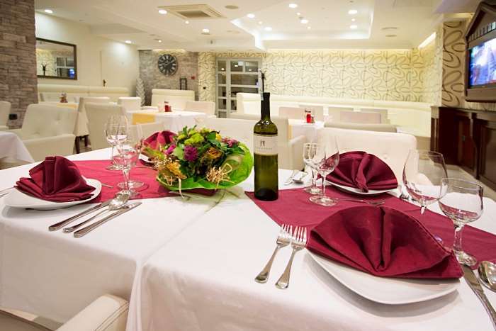 באניה לוקה Hotel Talija מסעדה תמונה